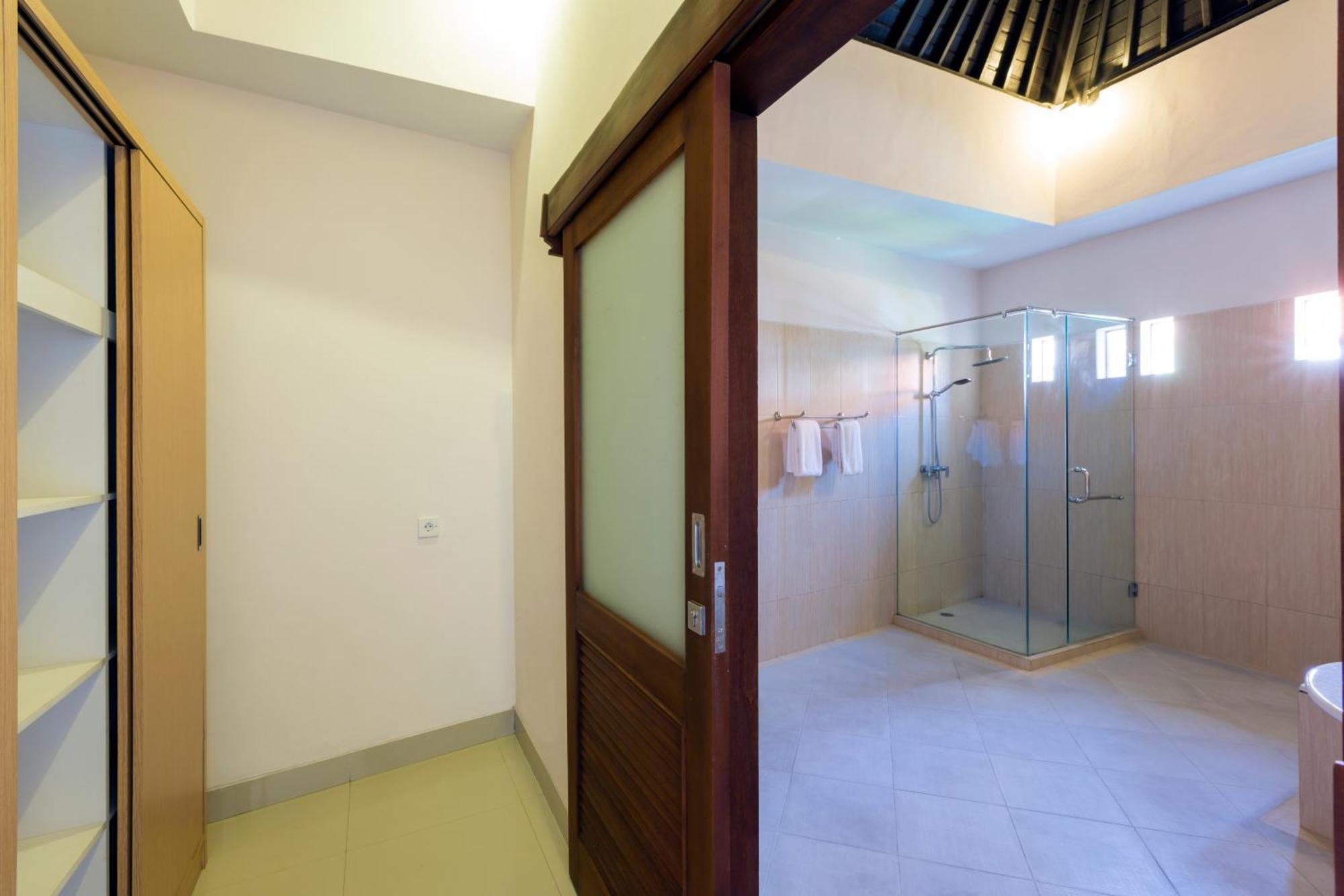 Kubal Villa And Living Seminyak Canggu Екстериор снимка