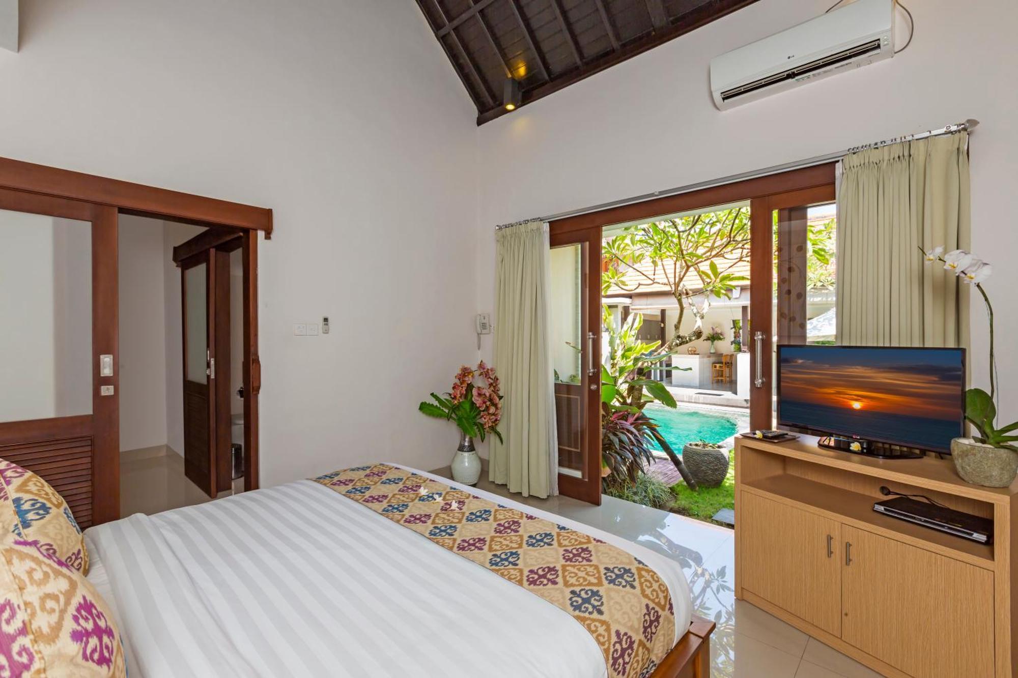 Kubal Villa And Living Seminyak Canggu Екстериор снимка