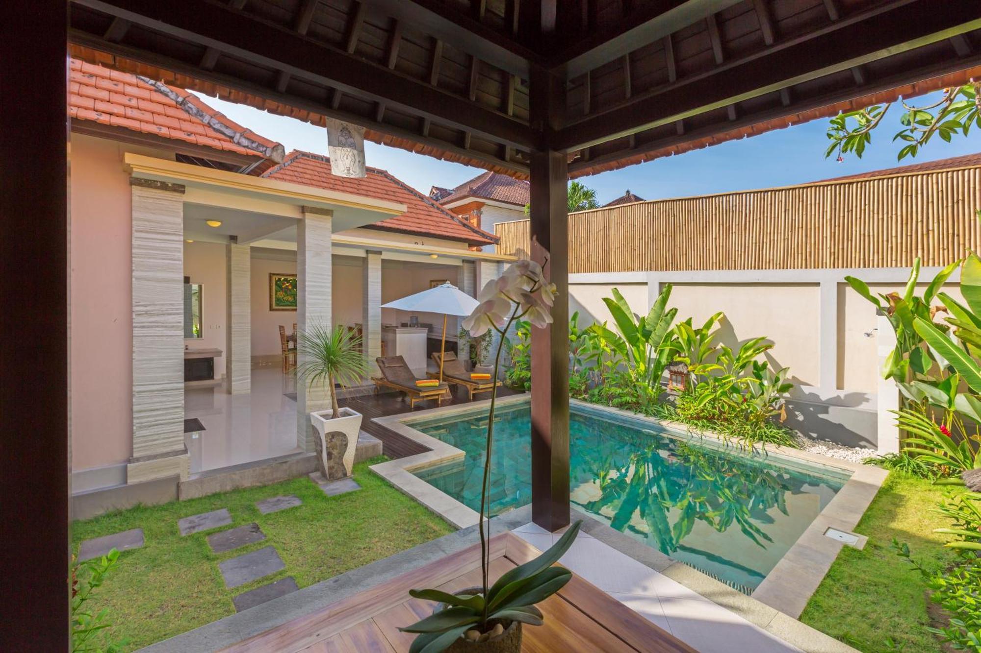 Kubal Villa And Living Seminyak Canggu Екстериор снимка